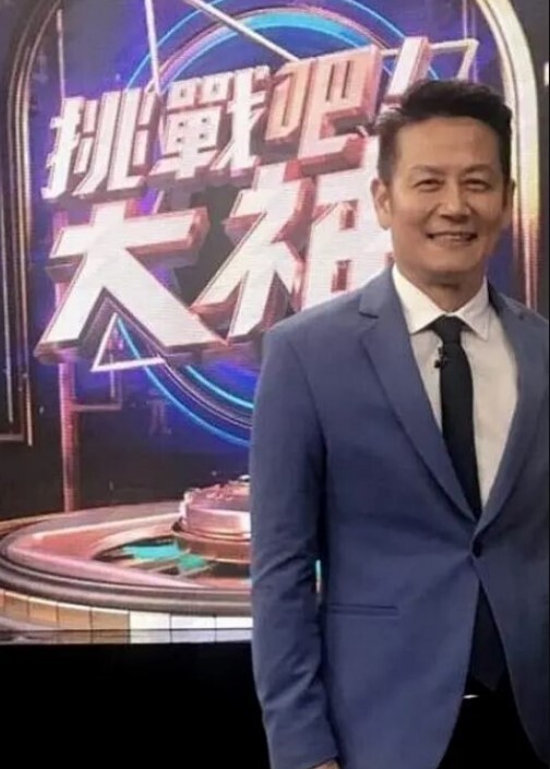 【真实手机泄密】偷情少妇第一视角看农村御姐撸点极高振奋人心第一视角看淫荡一面操喷爽的撕心裂肺喊叫 - 贝壳视频